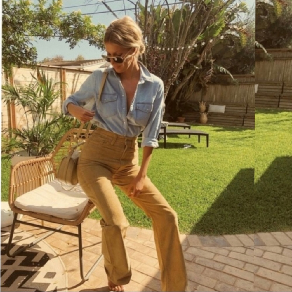 Levi’s rib cage bootcut